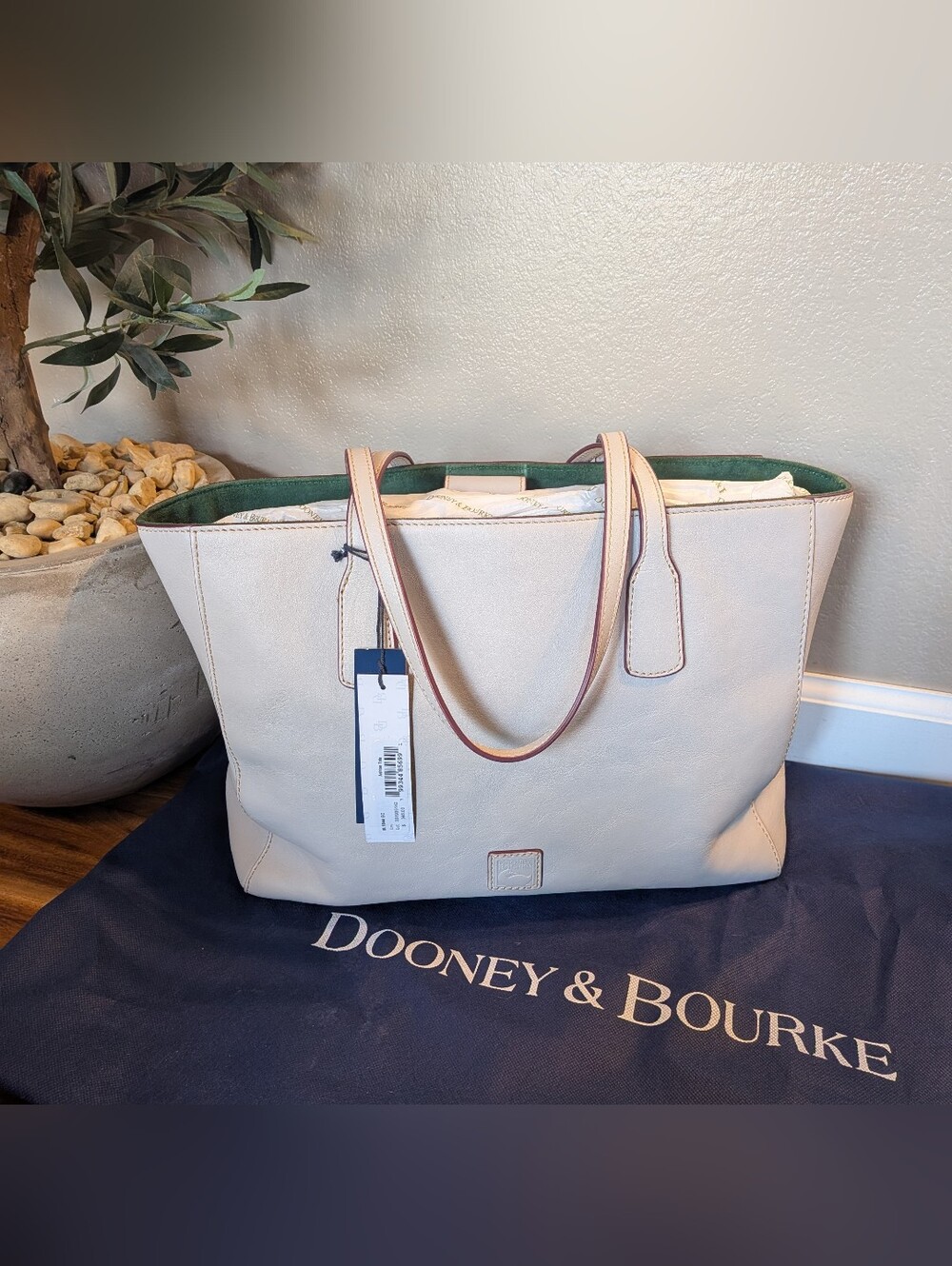 NWT! Dooney & Bourke Florentine Ashton Tote in ECRU